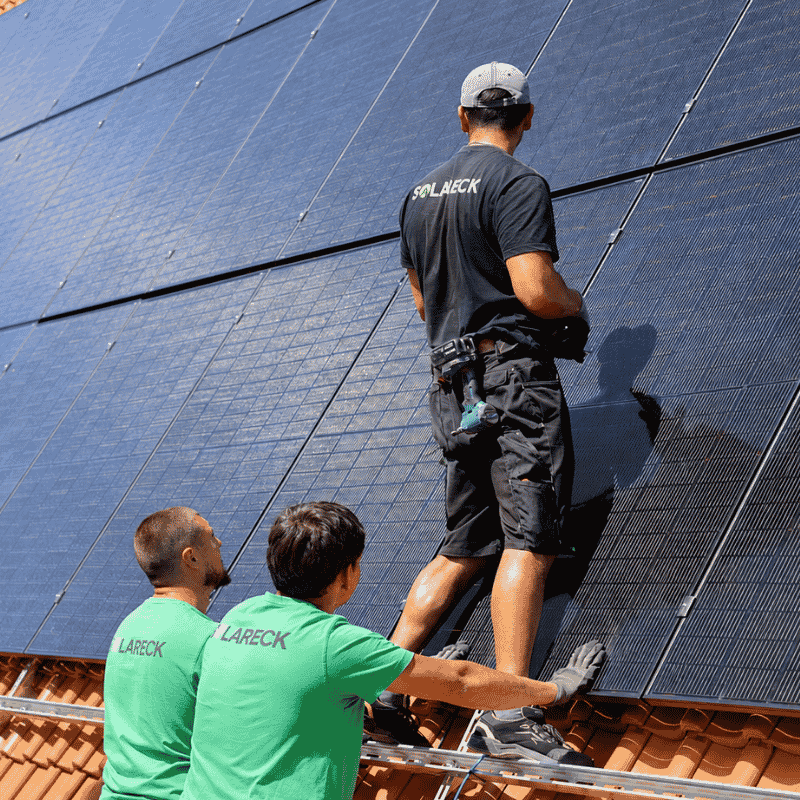 Photovoltaik-Bau auf dem Amtsgericht in Wuppertal